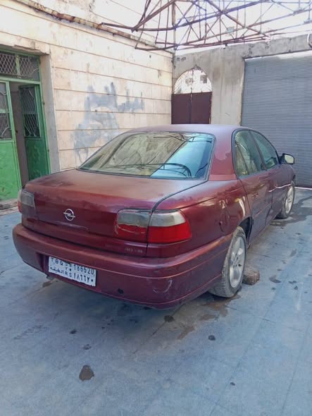 ابل امغا30 2000 - صورة 3