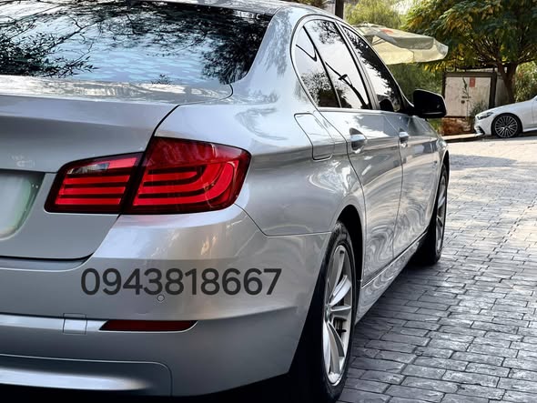 بي إم دبليو 528i 2012 - صورة 2