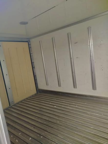 كيا 2700 2010 - صورة 3