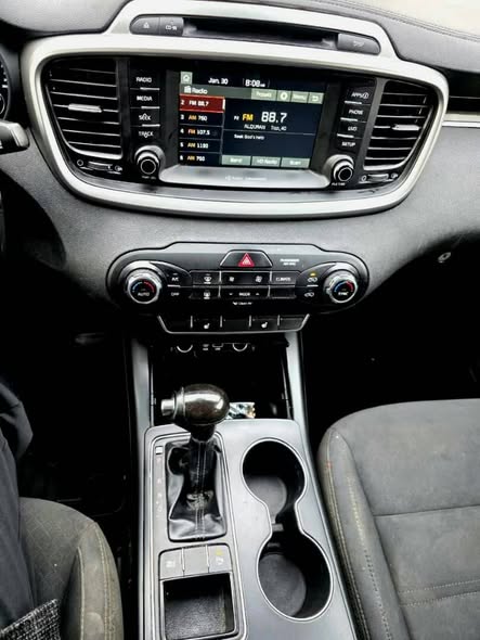 كيا سورينتو 2018 - صورة 2