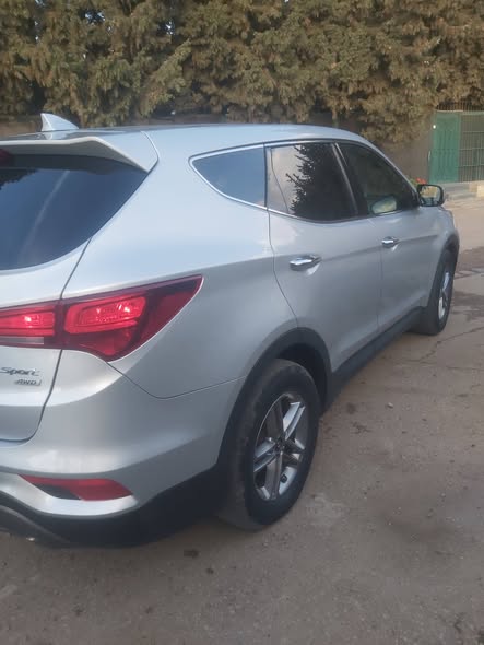 هوندي سنتافي TM 2017 - صورة 5