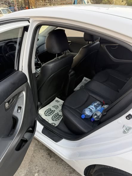 Hyundai افانتي 2014 - صورة 3