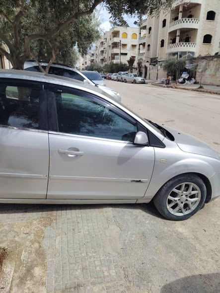 فورد فوكس 2006 - صورة 4