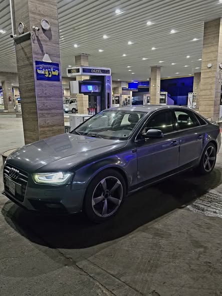 أودي A4 2013 - صورة 1