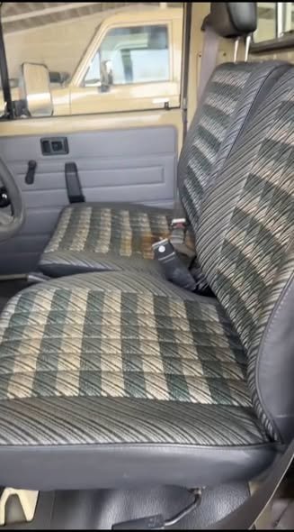 تويوتا شاص 1988 - صورة 2