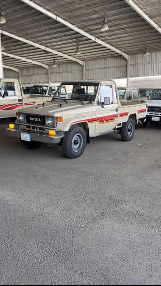 تويوتا شاص 1988 - صورة 5