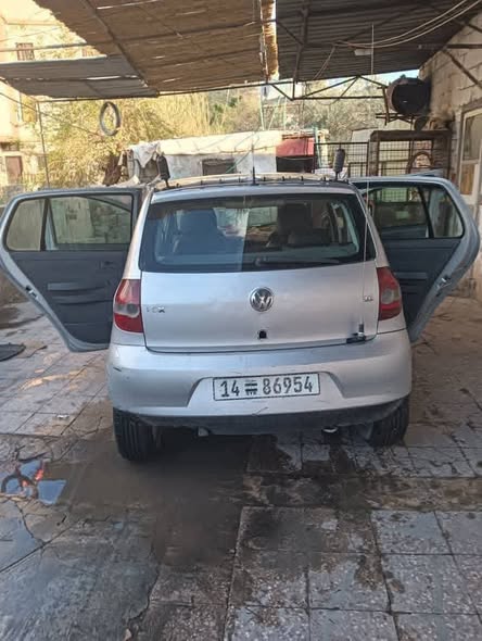 فولكس فاجن فوكس 2006 - صورة 3