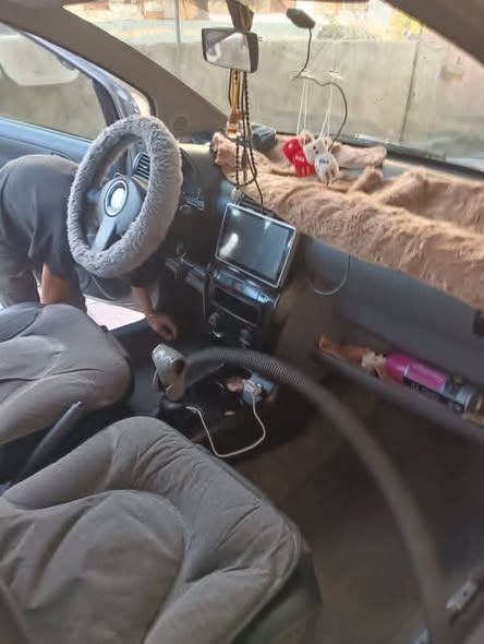 فولكس فاجن فوكس 2006 - صورة 4