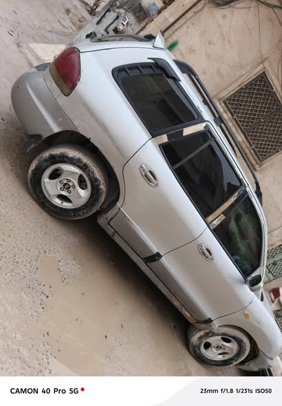 هيونداي سنتفي 2005 - صورة 1