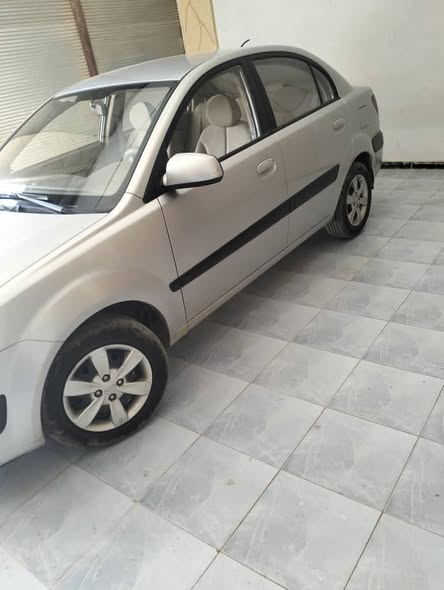 كيا ريو 2008 - صورة 2