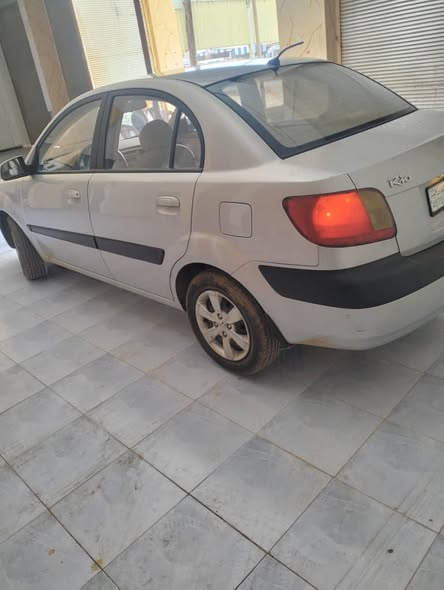كيا ريو 2008 - صورة 5