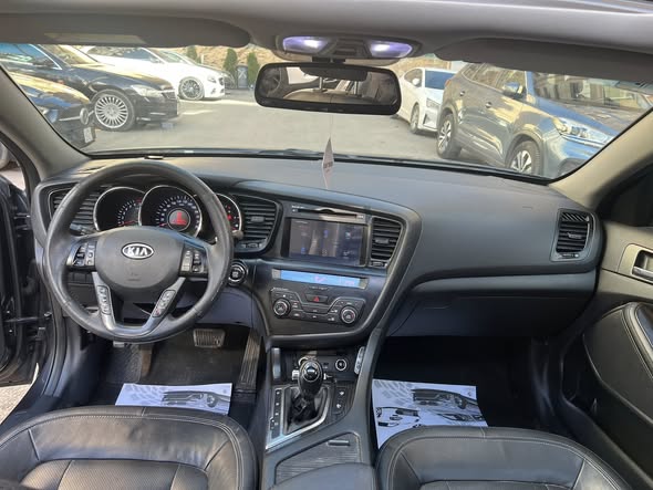 كيا اوبتيما 2012 - صورة 5