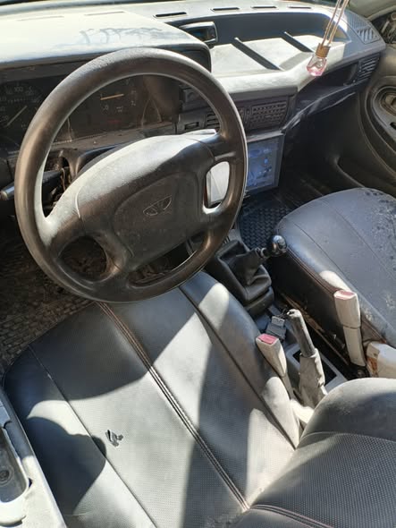 دايو لانوس 1993 - صورة 3