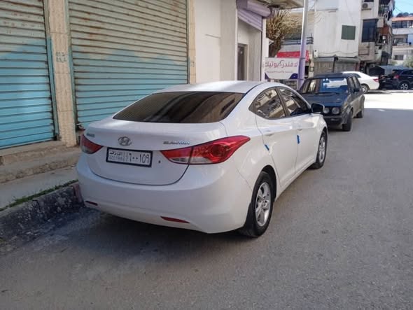هيونداي إلنترا 2012 - صورة 4