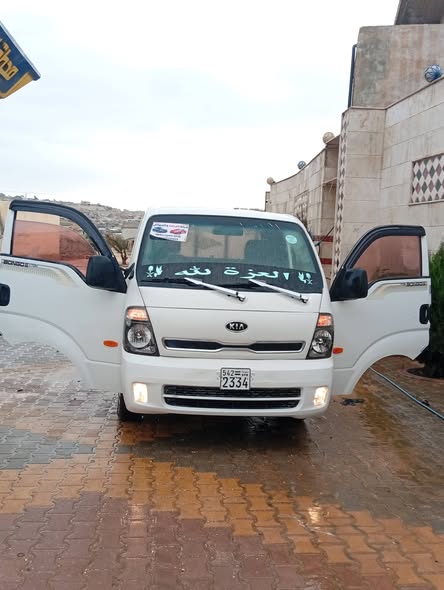 كيا بونجو 2012 - صورة 1