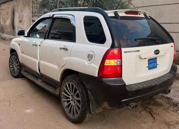 كيا سبورتاج 2006 - صورة 1