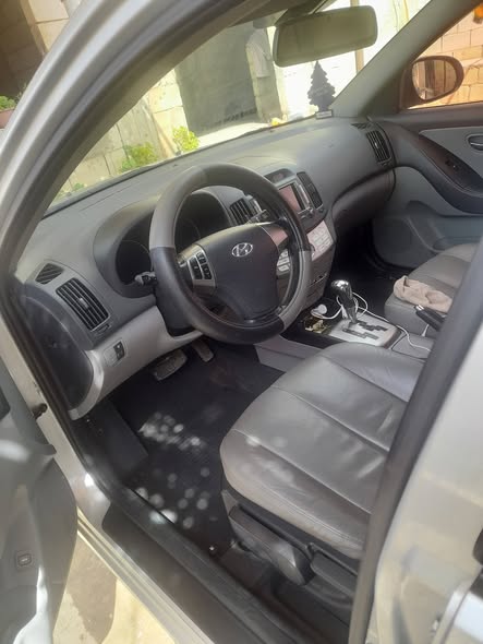 هيونداي إلنترا 2010 - صورة 4