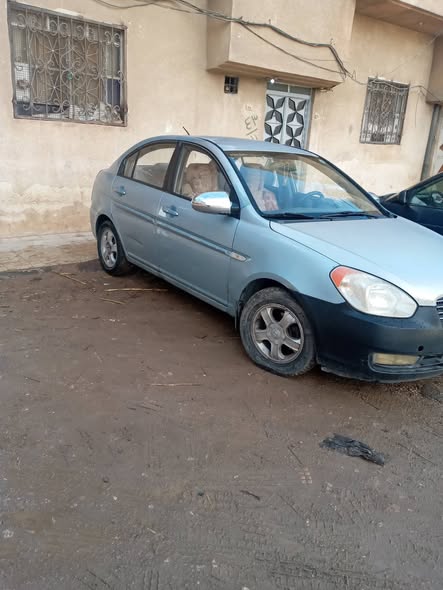 هيونداي فيرنا 2007 - صورة 3