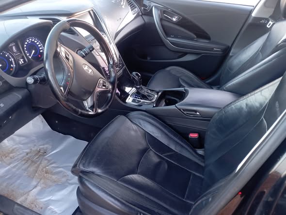 هيونداي ازيرا 2012 - صورة 3