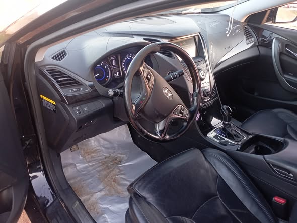 هيونداي ازيرا 2012 - صورة 4