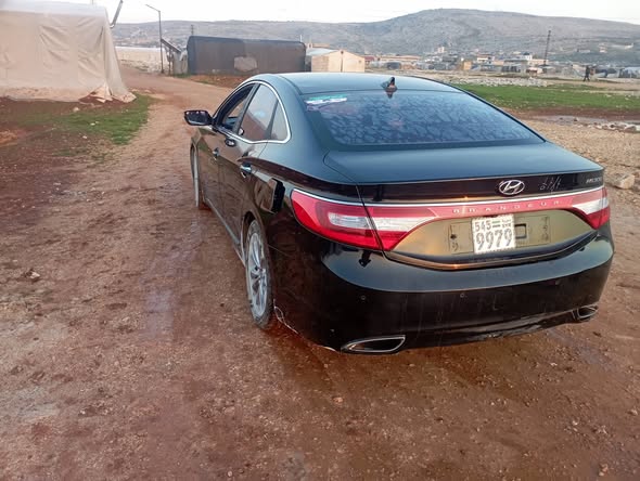 هيونداي ازيرا 2012 - صورة 5