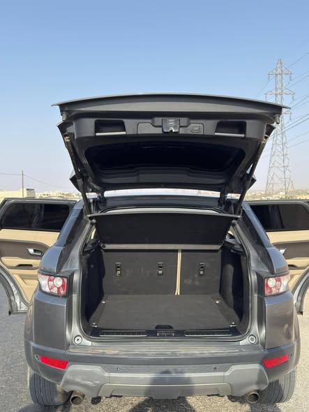 رانج روفر إيفوك R-Dynamic 2015 - صورة 1