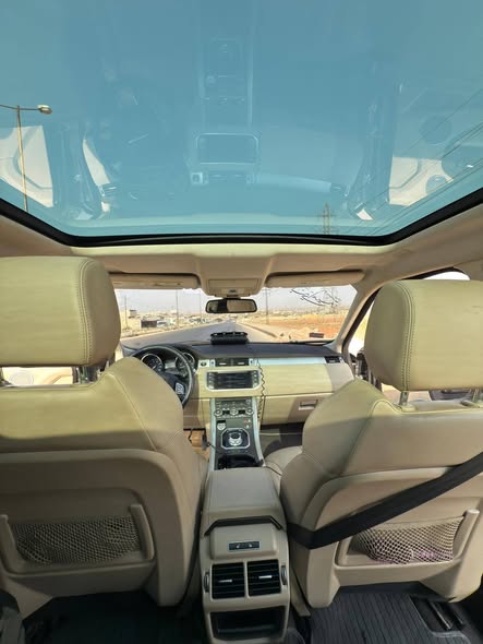 رانج روفر إيفوك R-Dynamic 2015 - صورة 3