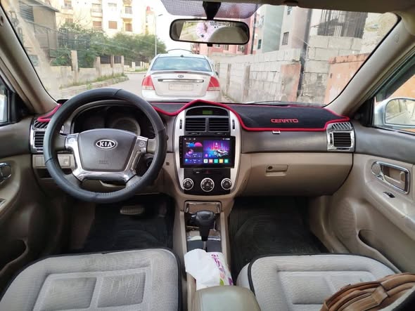 كيا سيراتو 2007 - صورة 2