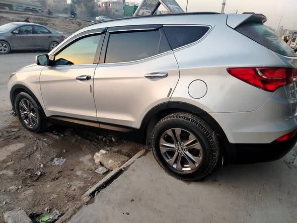 هونداي سنتافيه 2013 - صورة 2