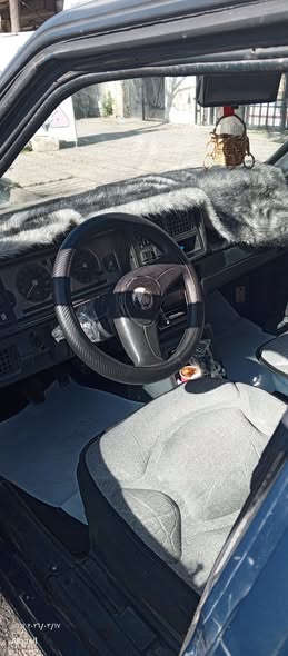 سكودا Karta 1995 - صورة 3