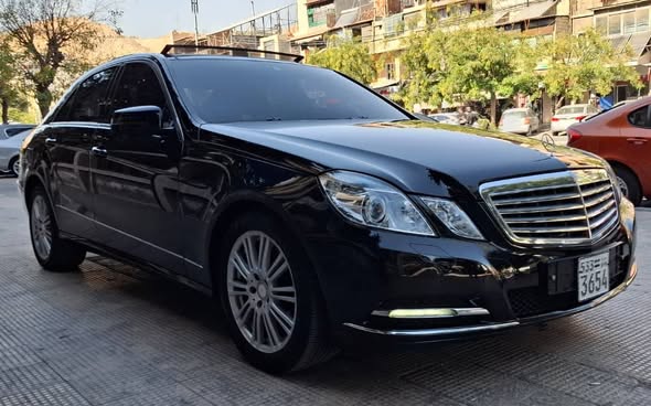 مرسيدس-بنز E300 2012 - صورة 2