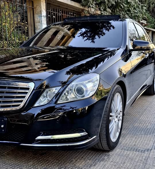 مرسيدس-بنز E300 2012 - صورة 5