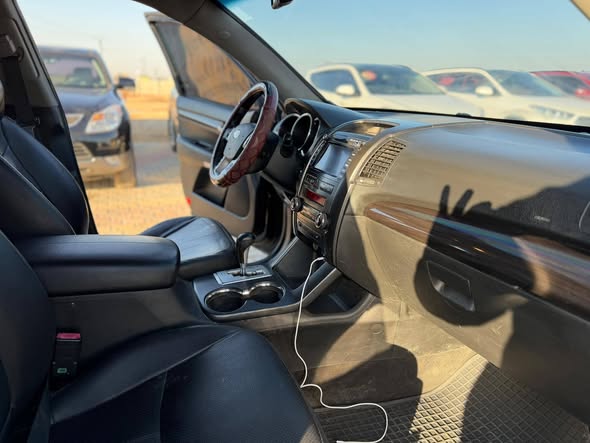 كيا سورينتو 2010 - صورة 3