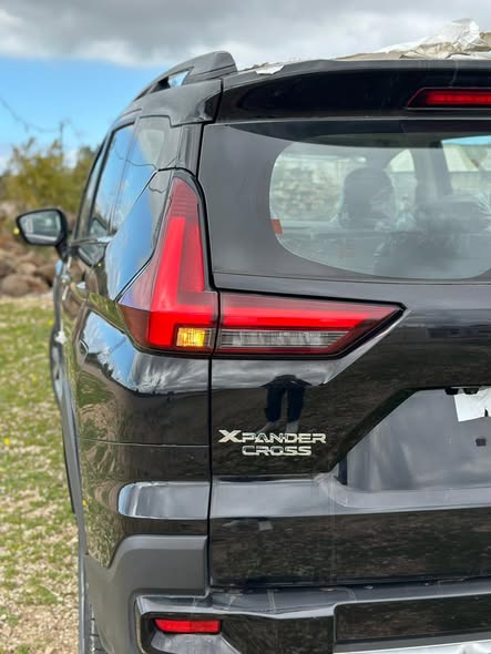 ميتسوبيشي اكسباندركروس 2025 - صورة 1