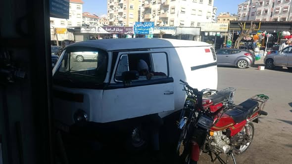 Volkswagen T2 1972 - صورة 3