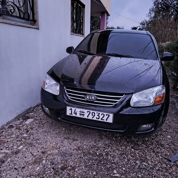 كيا سيراتو 2008 - صورة 3