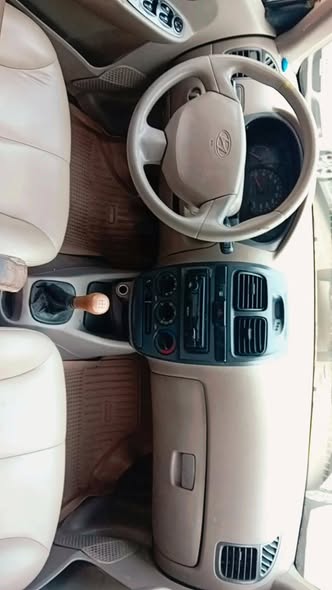 هيونداي اكسنت 2011 - صورة 5