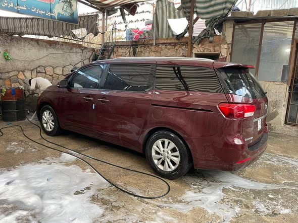 كيا سيدونا 2016 - صورة 3