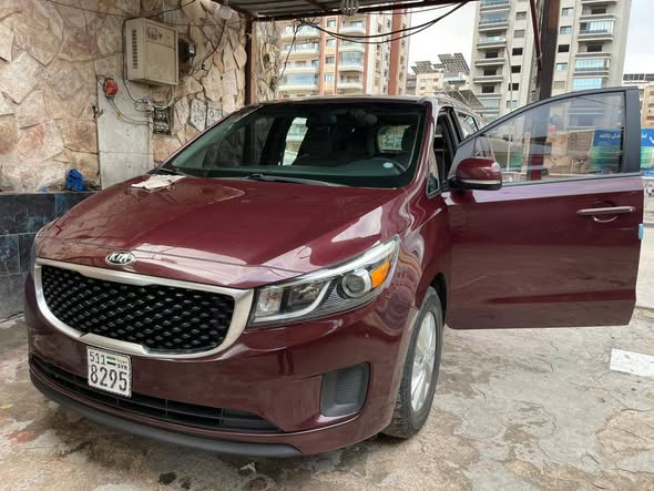 كيا سيدونا 2016 - صورة 4