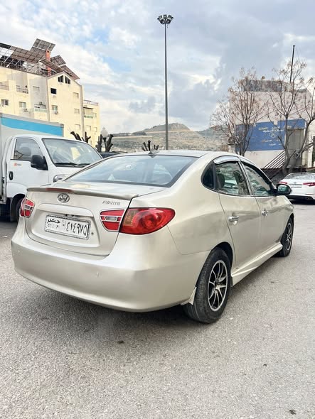 هونداي افانتي 2009 - صورة 5