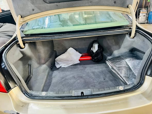 BMW 730 Li 2011 - صورة 3