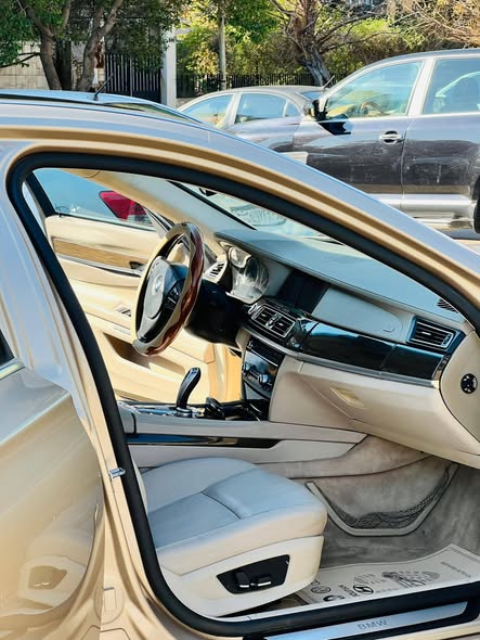 BMW 730 Li 2011 - صورة 4