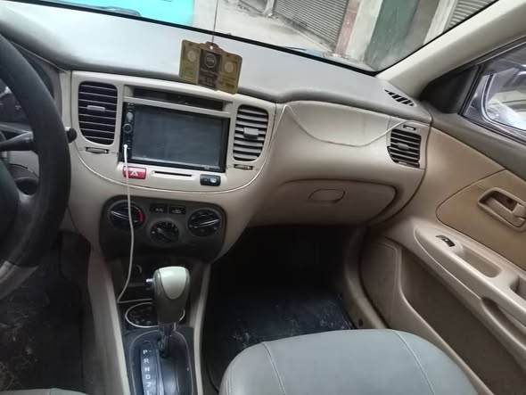 كيا ريو 2009 - صورة 2