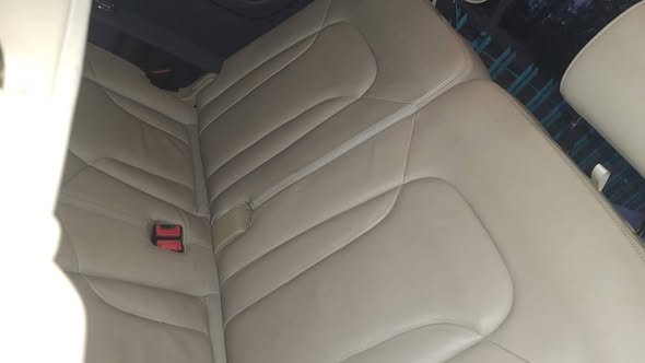 اودي Q7 2015 - صورة 4