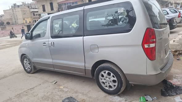 هيونداي H1 2010 - صورة 4