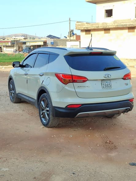 هيونداي سانتافي 2013 - صورة 4