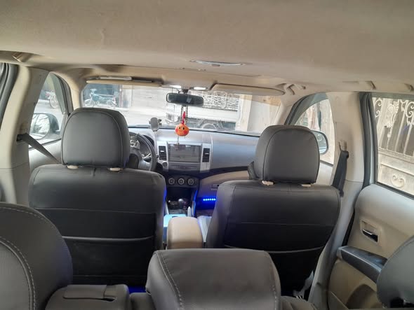 ميتسوبيشي اوتلاندر 2012 - صورة 2