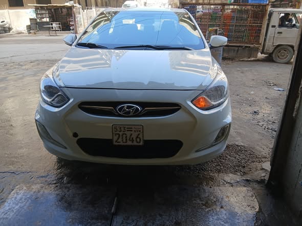 هيونداي اكسنت 2012 - صورة 2