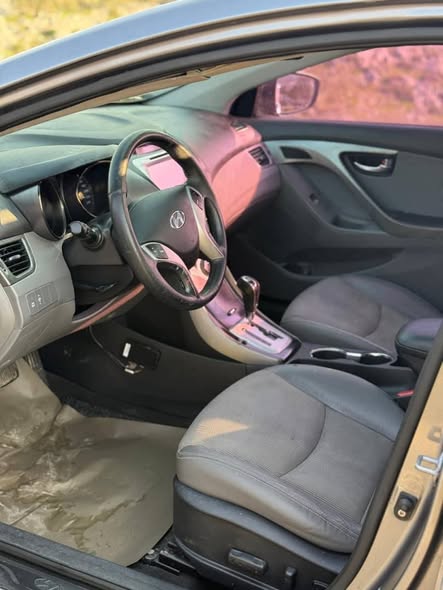 هيونداي إلنترا 2011 - صورة 4