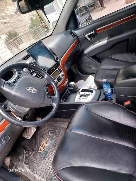 هونداي سنتافي cm 2008 - صورة 2